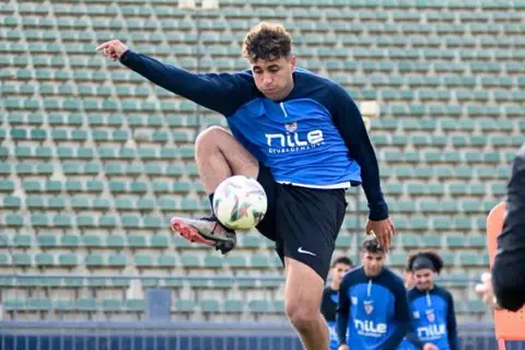 مصدر في الزمالك ليلا كورة: توصلنا لاتفاق لتجديد عقد أيمن أمير عبد العزيز